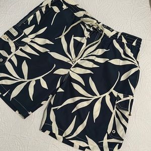 CARIBBEAN JOE : SWIM trunks :men’s size L